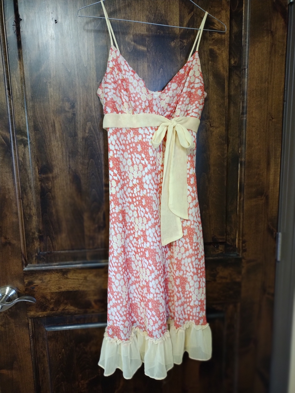 Y2K Vintage Coral Tie-Waist Midi Dress with Yellow Ruffle